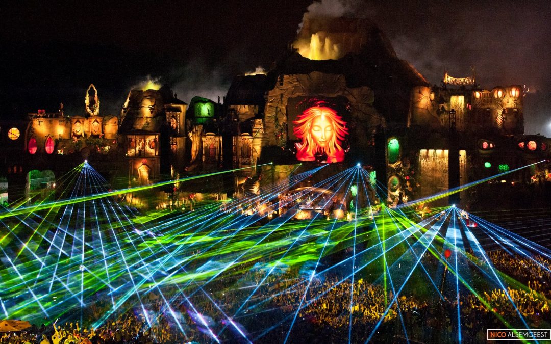 Tomorrowland 2013